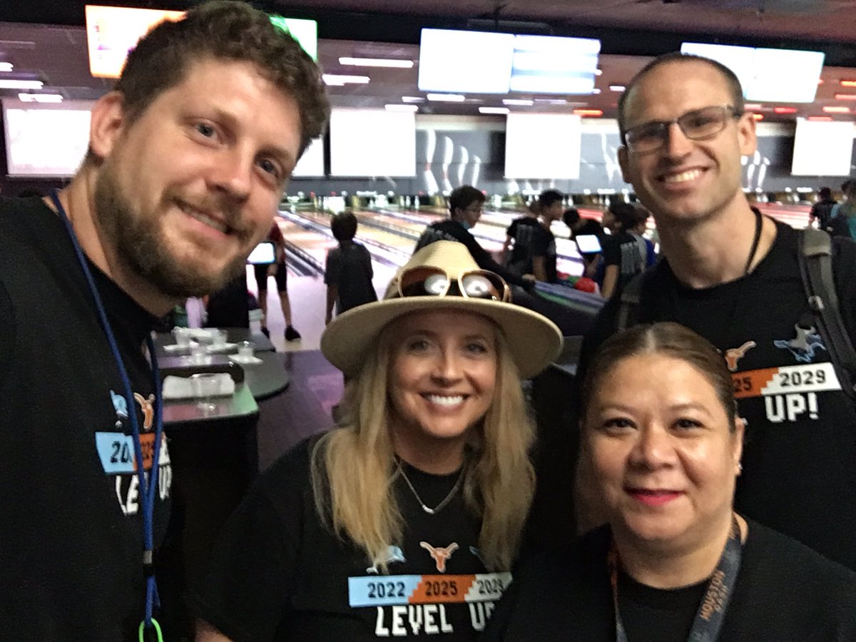 mrssanchez_DWE's tweet photo. Celebrating 🥳 5th grade Dolphins 🐬 with a little bowling. 🎳 @AimeePerkin @MrRobinsonDWE @HumbleISD_DWE @DeerwoodPta https://t.co/qEDWfIZPnZ