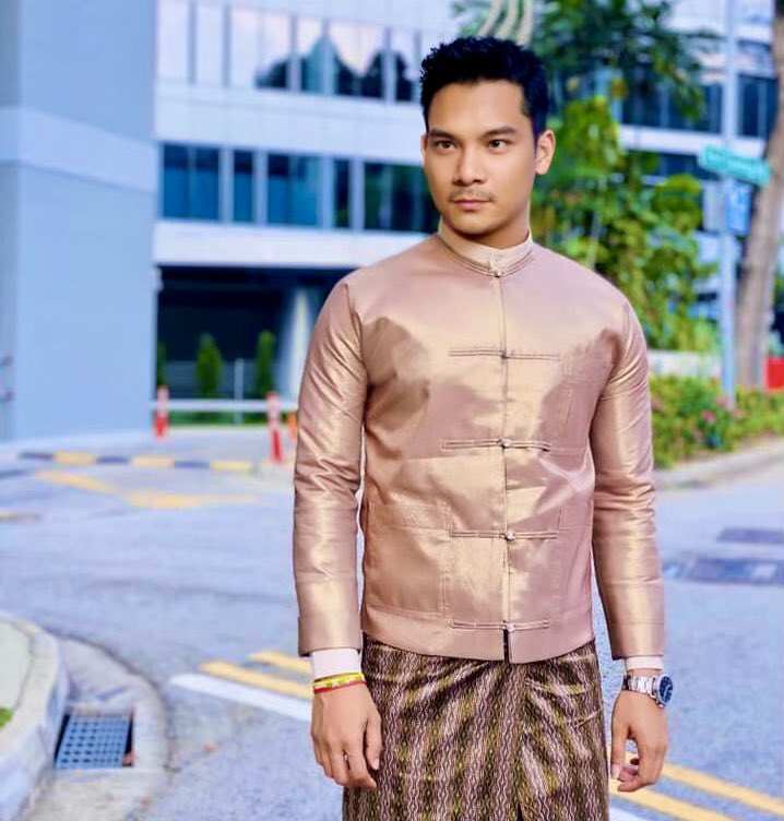 q6bJP55RAACR1Tp's tweet photo. sexကိစ္စဘယ်သူတွေအထင်သေးသေး Daddyဂုဏ်သိက္ခာကျမသွားဘူး(sexက personalသူ့အကန့်နဲ့သူပါ) https://t.co/GVaEB6FDgq