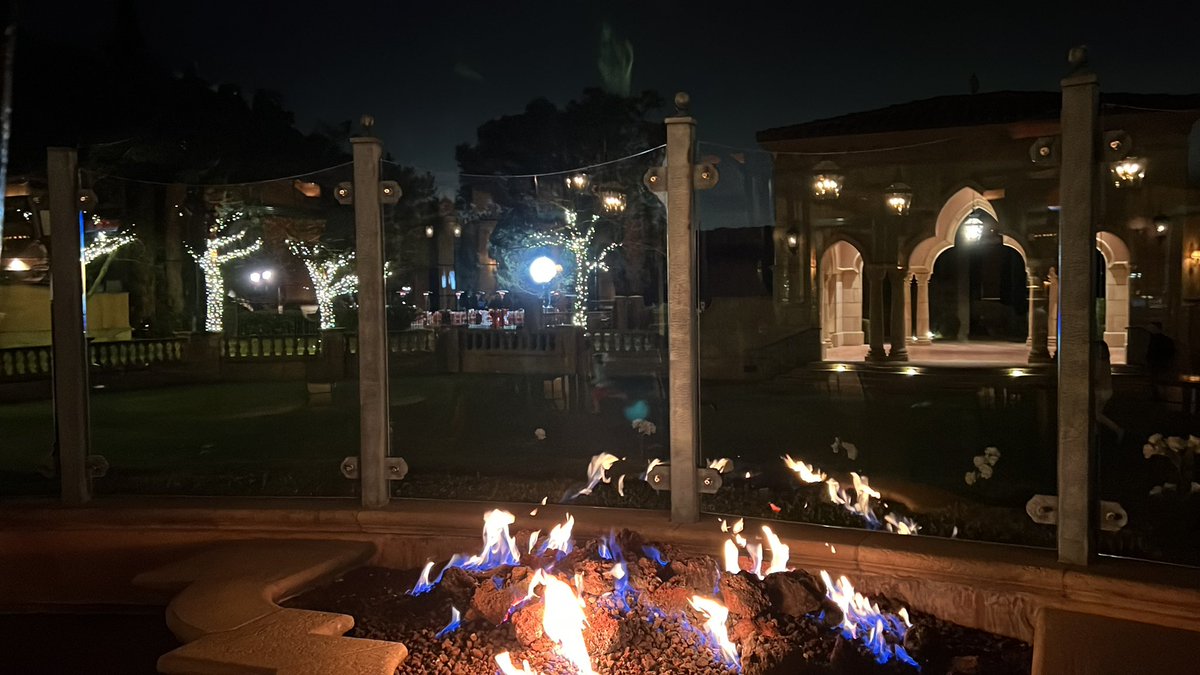 sharetoCLICK's tweet photo. Amazing evening for web3summit https://t.co/CGdMmbbLZ4