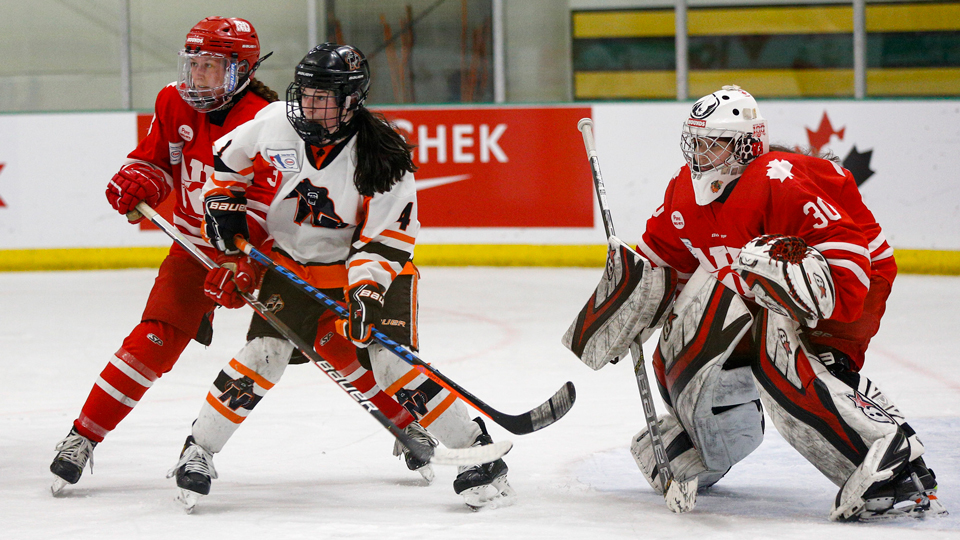 HockeyCanada's tweet photo. Day 4️⃣ of the #EssoCup is in the books. 👏
 
The @RushFMAAA, @DurhamWestGHA and @NotreDameHounds picked up wins on Thursday.
 
RECAP ⏩ https://t.co/xzY1BaI0De https://t.co/ZJ6wmf2FJ4