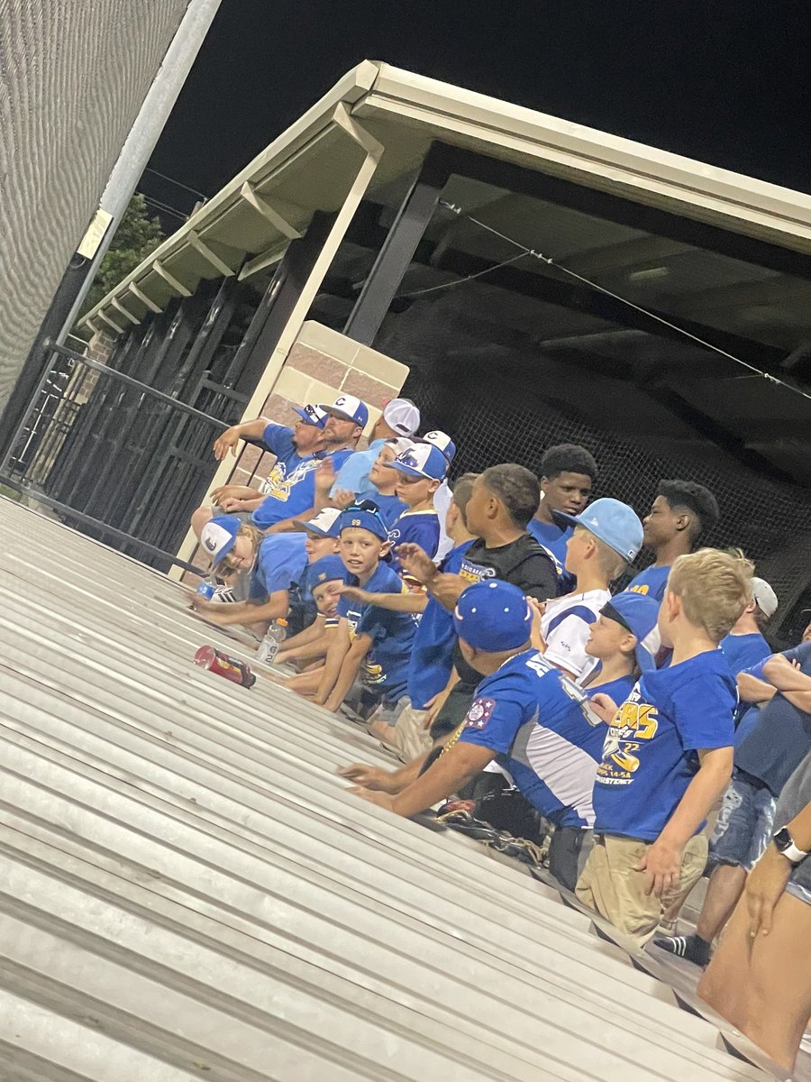 Tough loss tonight for the <a href="/Ctigerbaseball/">Corsicana Baseball</a> boys! Through it all, they left it all on the field with class! The little eyes of their cheering section will always remember this game! Proud to be a <a href="/CorsicanaISD/">Corsicana ISD</a> TIGER! 💙💛💙