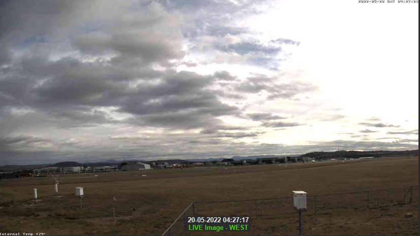 BOM_ACT's tweet photo. How cold is it in the #Brindabella's this afternoon ? At 2pm it was 14C at #Tuggeranong and 4C at Mt Ginini. From this (taking elevation into account) we can estimate that it was 14C at #CotterDam, 12C at #MountStromlo, and 10C at #CorinDam and #GibraltarFalls. https://t.co/dqICiDh3ch