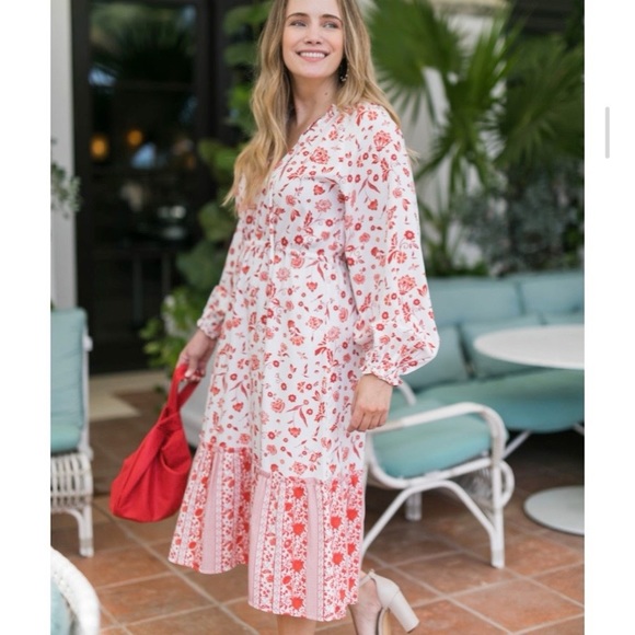 Ashtastical's tweet photo. So good I had to share! Check out all the items I'm loving on @Poshmarkapp #poshmark #fashion #style #shopmycloset #thedrop #theamazondrop #amazon: https://t.co/z9pFKW7CkS https://t.co/oz9xa2l6ms