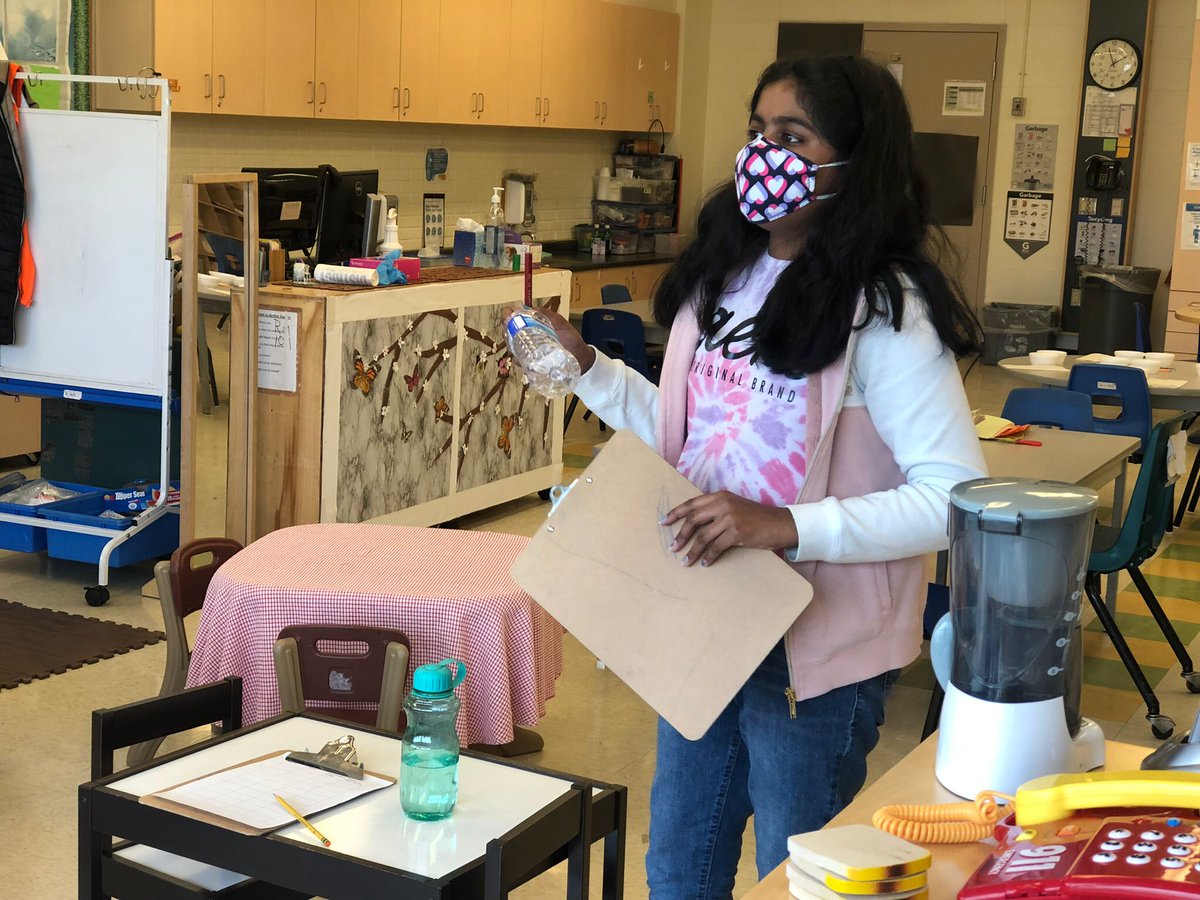 levi_creek's tweet photo. The Eco Club is organizing #TheGreatGulp at @levicreekps on Friday, May 20th. Remember to bring your reusable water bottle. #EliminateSingleUsePlastic Help with SDG Climate Action and prevent plastic in the environment to create SDG Sustainable Communities @PDSB_eco https://t.co/O7R8fiuxoN