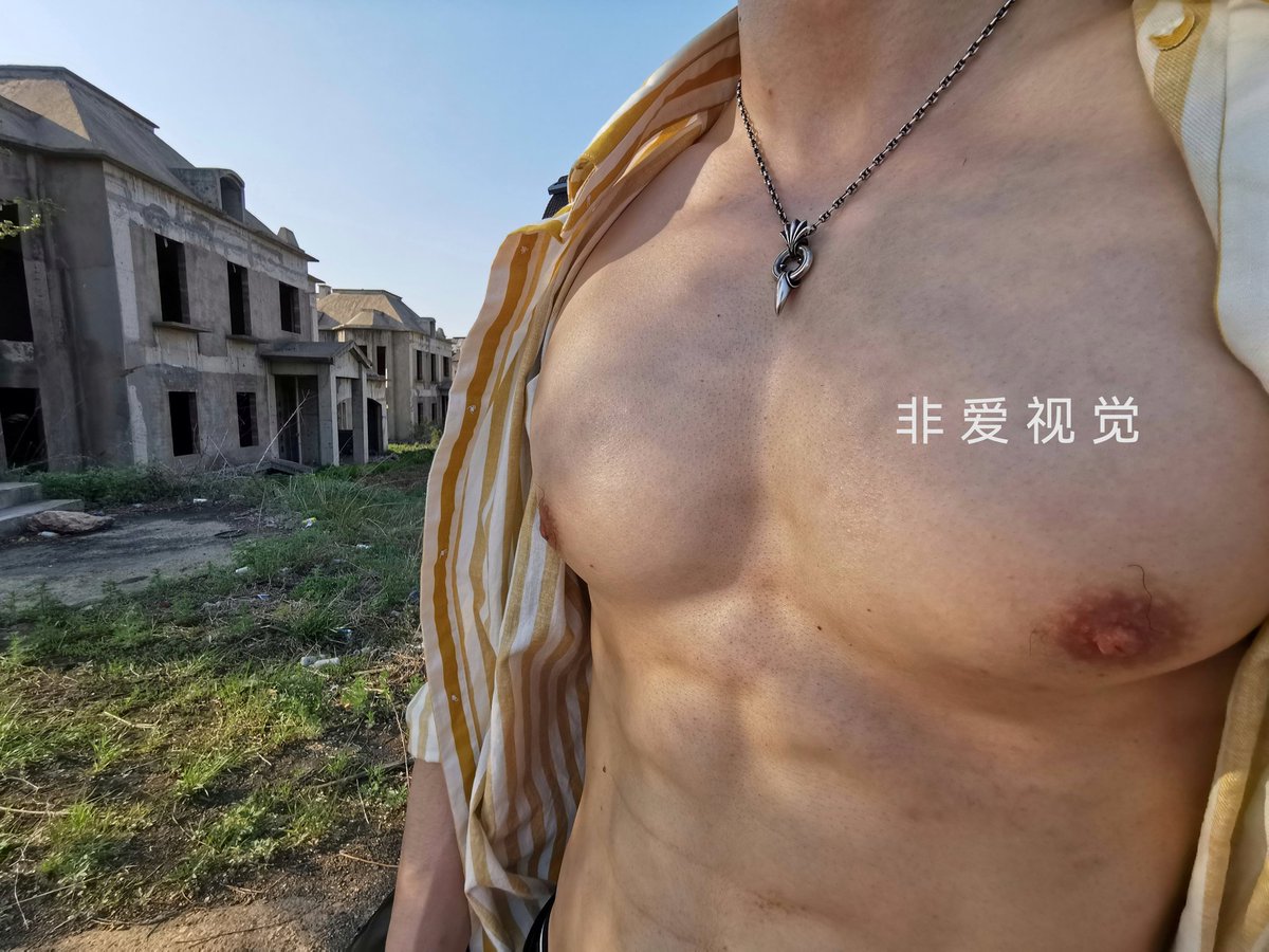 非爱视觉（空降约拍） tweet media