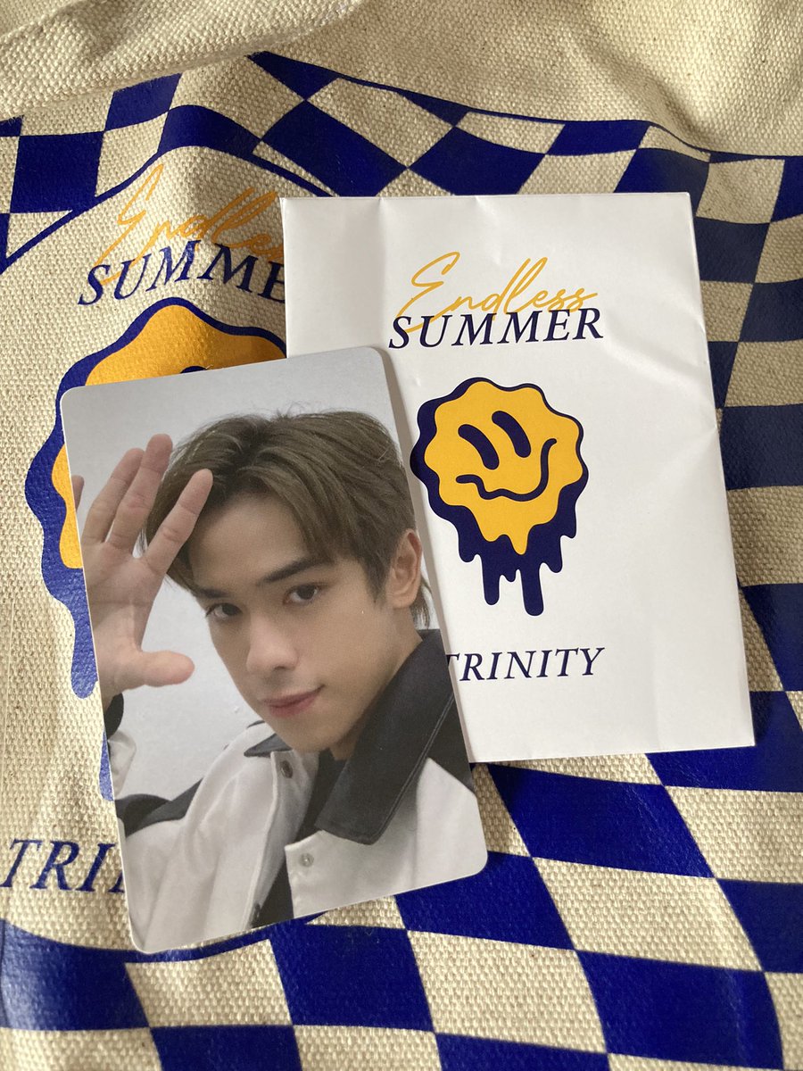kkaamm3003's tweet photo. แจก

*การ์ด*
— rt only** ค่าส่ง40.

สุ่มวันพรุ่งนี้เย็นๆ
#ตลาดนัดtrinity https://t.co/sqf7or5A9f