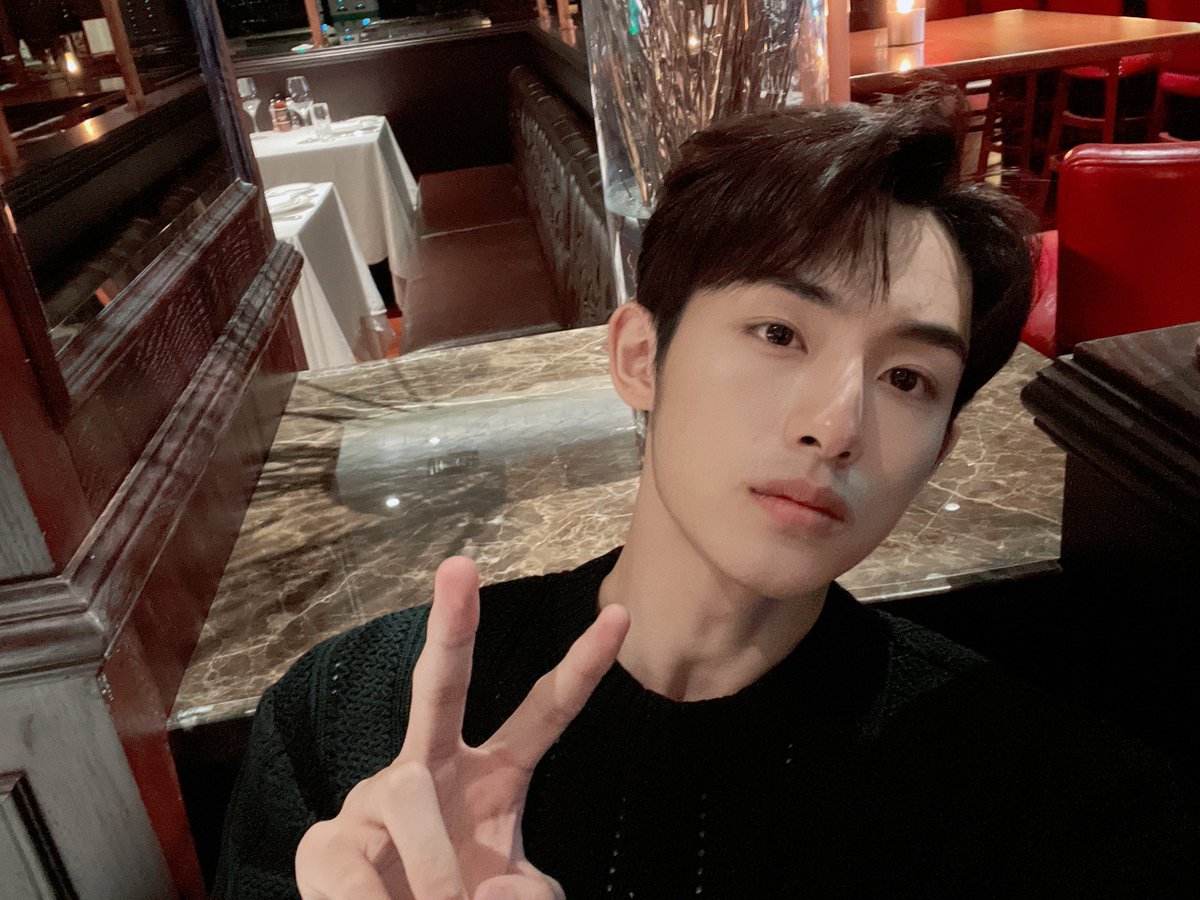 soonyunqi's tweet photo. Dong Sicheng woke up and choose violence. IM HERE FOR IT
may 2021:                    may 2022: https://t.co/oievSMUf7v