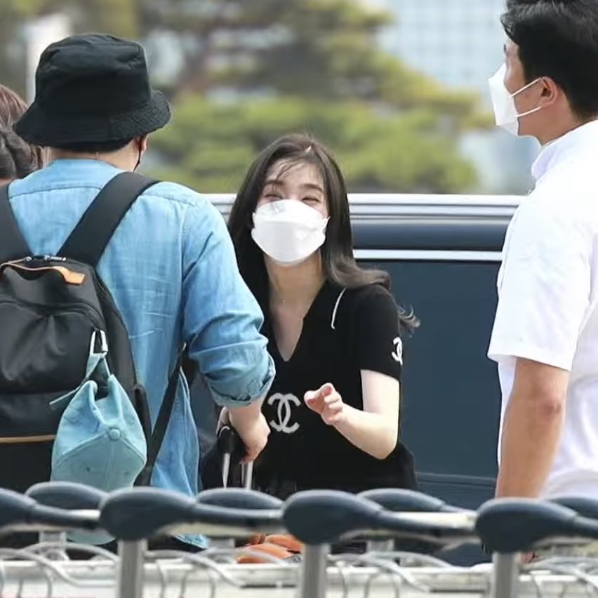 rnbaeslg's tweet photo. IRENE MY BELOVED https://t.co/HINH5ZSIQG