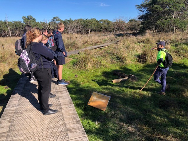 GHCMA's tweet photo. Learning on Country ...
Students Heywood and District Secondary College were at the Tyrendarra IPA last week learning from Budj Bim Tours' Ben Church about the significance area and the importance of its management.
@delwp_vic
@BudjBimTours
#Windamara Aboriginal Corporation https://t.co/GuS0KzKadi