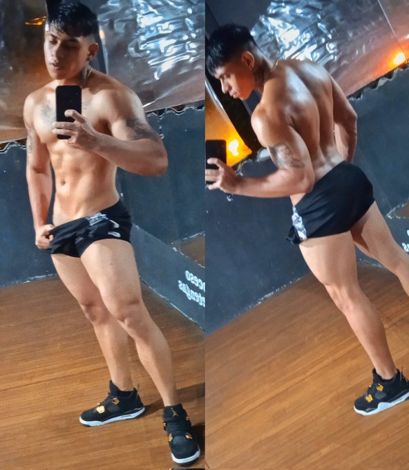 full of sweat💦 https://t.co/yoDQuz0M5n<a href="/tag/cosplayer"class="tags"><span>#cosplayer</span></a><a href="/tag/cosplay"class="tags"><span>#cosplay</span></a><a href="/tag/latino"class="tags"><span>#latino</span></a><a href="/tag/namor"class="tags"><span>#namor</span></a>