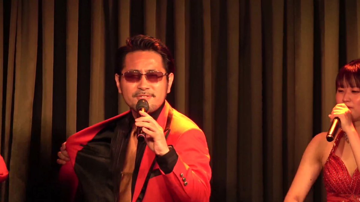 mokorin37's tweet photo. #WGOD
#アカペラ
昨夜は1年1ヶ月振り?にW-GODのライブをツイキャス配信で視聴させていただきました😊
女性陣の衣装が綺麗でキラキラしていました✨✨
色々なユニットでライブをされていますが、W-GODでしか聞けない曲を聞けて嬉しかったです🥰
Gottiさんのお嫁サンバ🕺
かっこよかったよ😆✌️ https://t.co/qZ1GbcSaQE