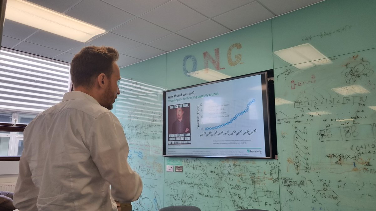 bayvel_p's tweet photo. We were very happy to have @Robert_Emmerich from @FraunhoferHHI visit us to talk about ultrawideband optical fibre transmission and 100 GHz receivers! Lots of discussion &amp; interest! @transnet_pgm https://t.co/Lt3cEXLyYv