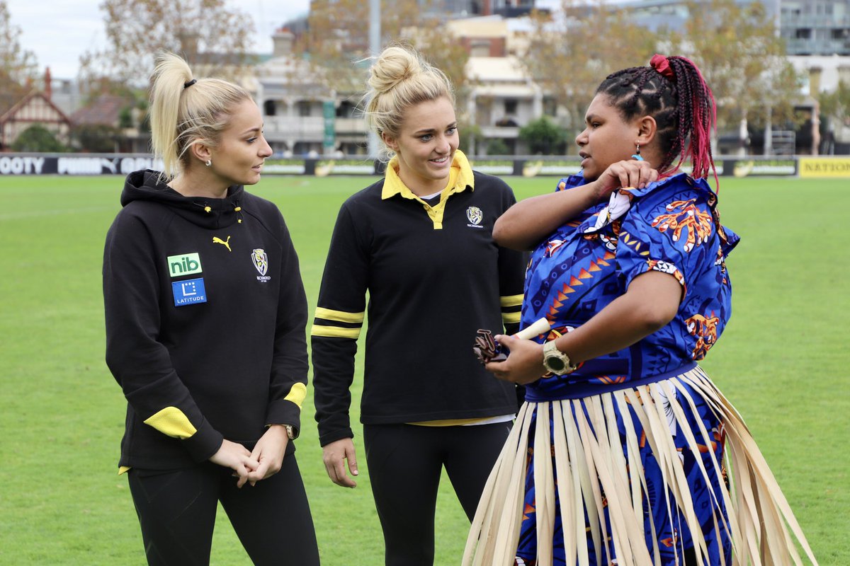 RichmondWomens's tweet photo. Great to be down at AFL training this morning ahead of #DreamtimeAtTheG tomorrow night 🙌 https://t.co/Yw3E19Wftb