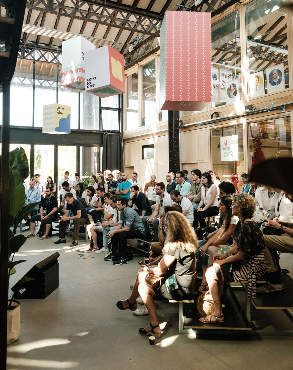 MERCI 💫

Vous avez été plus de 900 à participer à la première édition de zero to one. 

🎙 25 talks 
💙30 intervenants
☀️40° à l'ombre

Rendez-vous en 2023. Mais en attendant : tv.0-2-1.eu