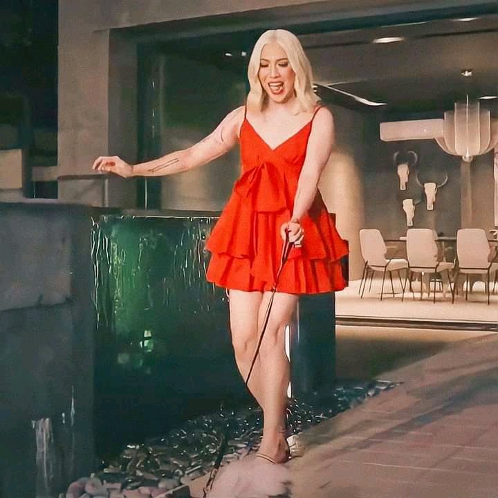 shine_clasa25's tweet photo. Godbless your heart @vicegandako
beke nemen

#bekenemen
#VGLookAtMeNow
#ViceGanda
#ShowtimeVeryFunny https://t.co/n8EM9Scun3