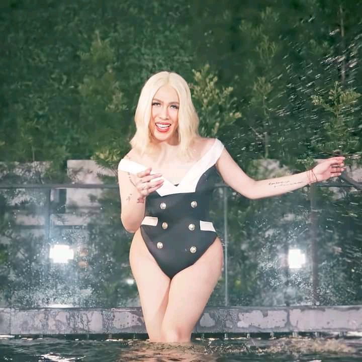 shine_clasa25's tweet photo. Godbless your heart @vicegandako
beke nemen

#bekenemen
#VGLookAtMeNow
#ViceGanda
#ShowtimeVeryFunny https://t.co/n8EM9Scun3