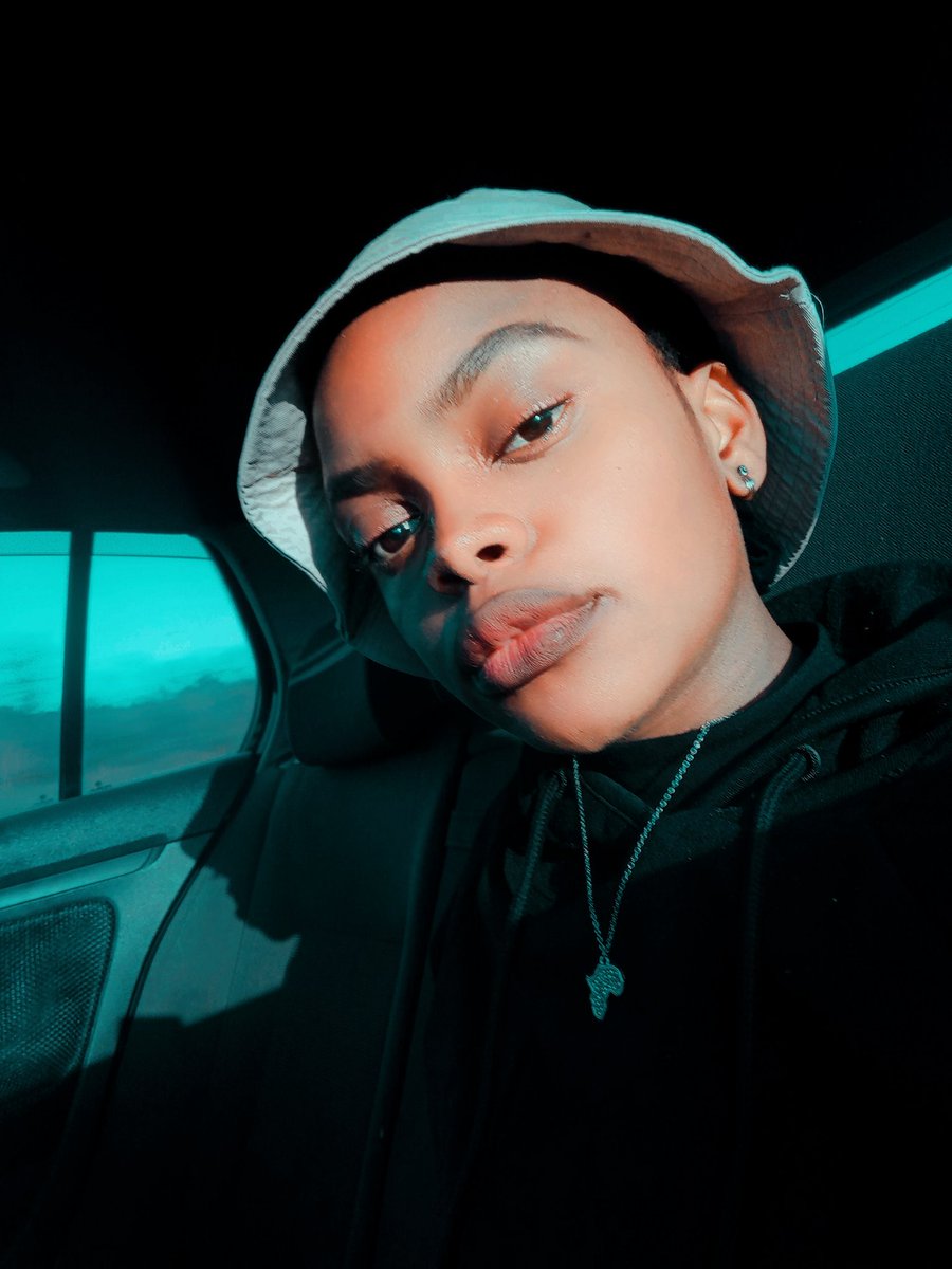 Plain_Melanin 🦋 (@dutchesdaughter) on Twitter photo 