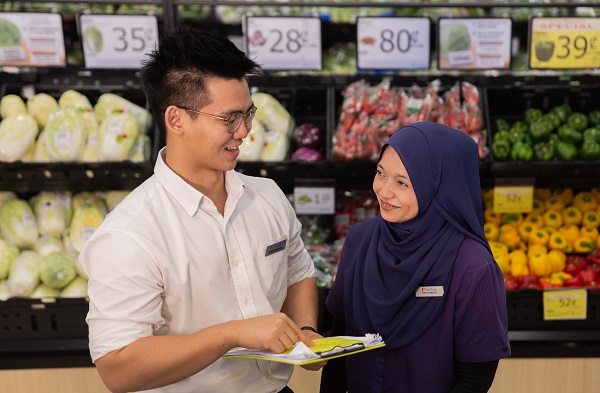 APFOOD_Asia's tweet photo. Sustainable Solutions To Food Waste & Food Safety Issues♻
FIND OUT MORE 👉 https://t.co/8X2KClra8G
#sustainablesolutions #ntucfairprice #foodwaste #foodsafetyissues https://t.co/cCHrYgwzpM