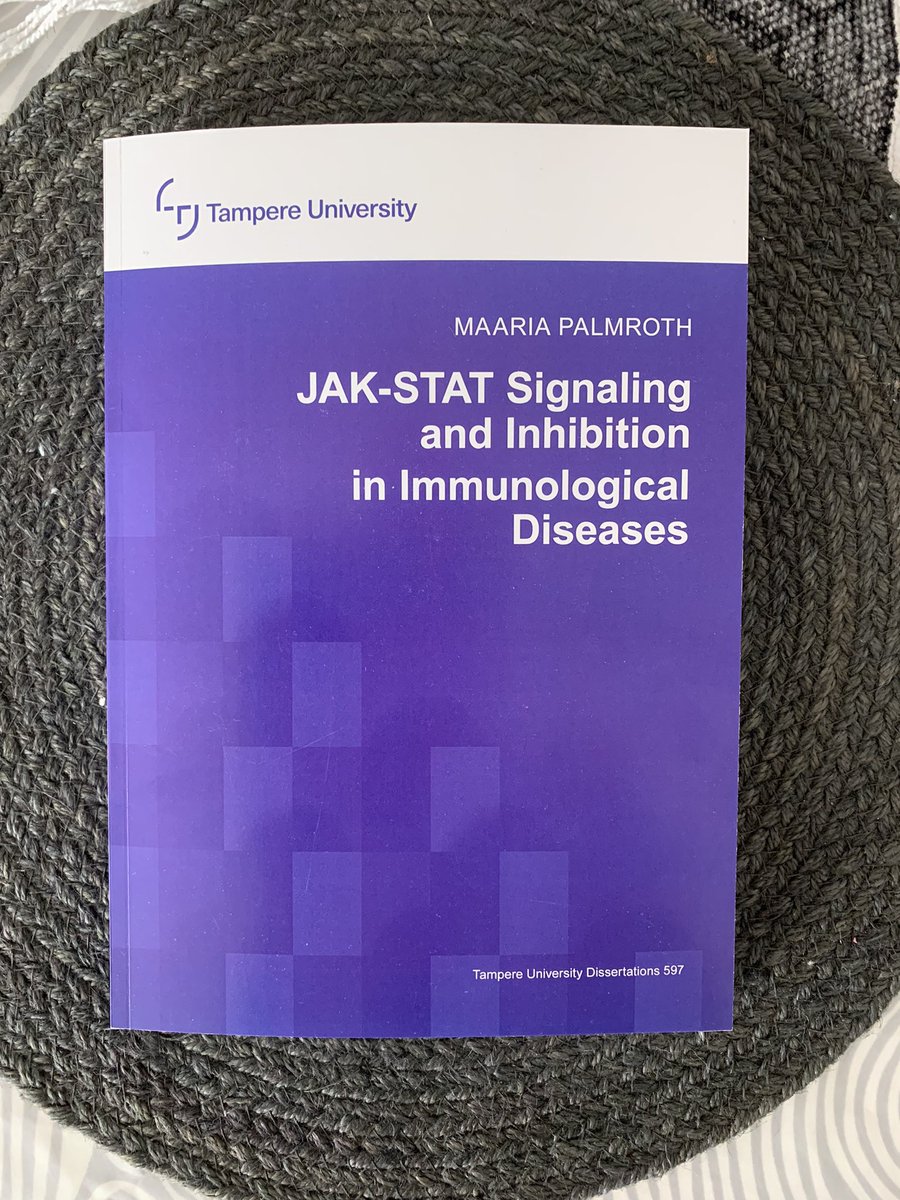 Valmis! #väitöskirja #phdthesis @TampereUniMET