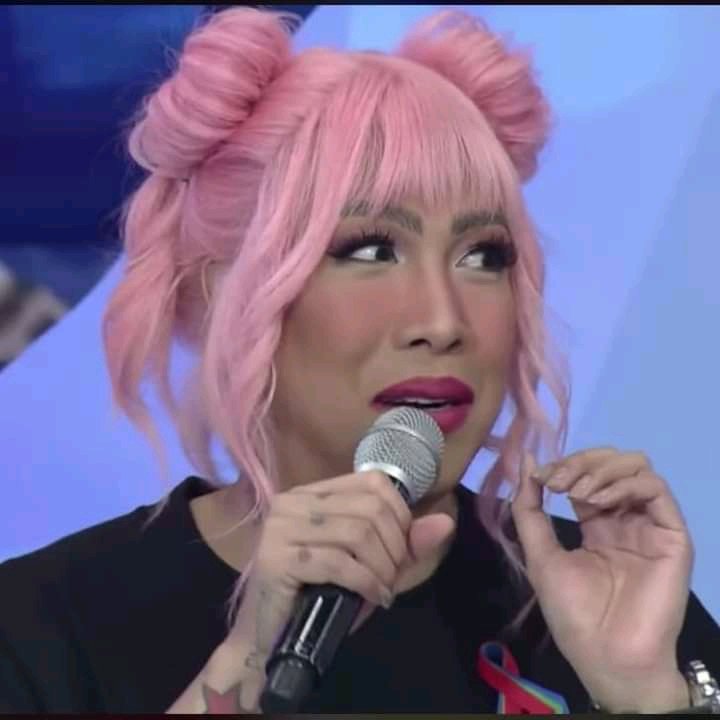 shine_clasa25's tweet photo. ❤❤❤ @vicegandako Beke nemen

#ShowtimeVeryFunny
#VGLookAtMeNow 
#ViceGanda https://t.co/Gj11HyVBW6