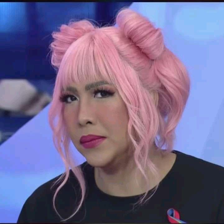 shine_clasa25's tweet photo. ❤❤❤ @vicegandako Beke nemen

#ShowtimeVeryFunny
#VGLookAtMeNow 
#ViceGanda https://t.co/Gj11HyVBW6