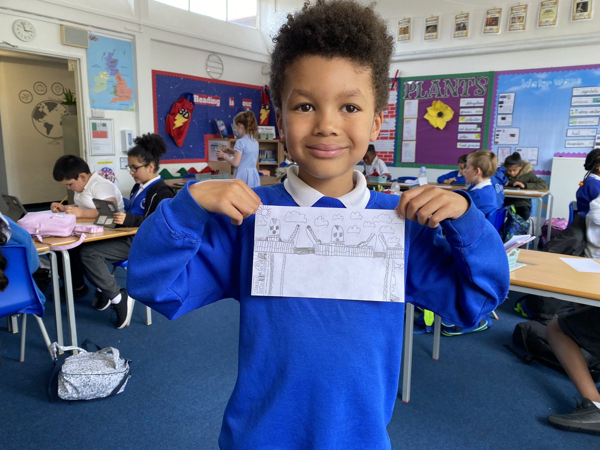 Last Friday 3D went on a Geography trip to the Thames Barrier Park. We discussed how the barrier impacts flooding in London. When we came back we used our learning to draw diagrams of the Thames Barrier.