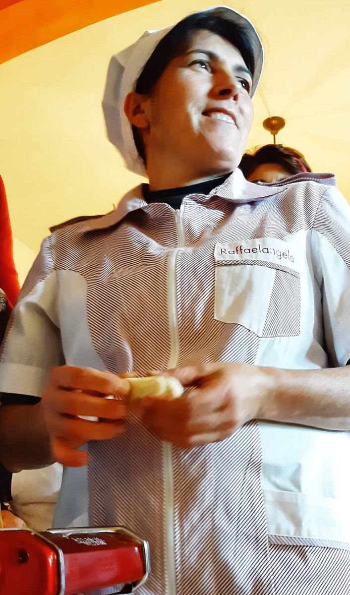 ScuolaDiPasta's tweet photo. Laboratorio di #Culurgiones a #Cagliari Sabato 28 Maggio alle 17:00. Informazioni e iscrizioni:
https://t.co/LTwsnvsN2I
#scuoladipasta #pastaclass #Raffaelangela #lisolachevorrei #giardinodelbalice #pasta #Sardegna #Sardinia #Sardinien #Sardaigne #Cerdeña #Sardinië https://t.co/OomOaiMCCo