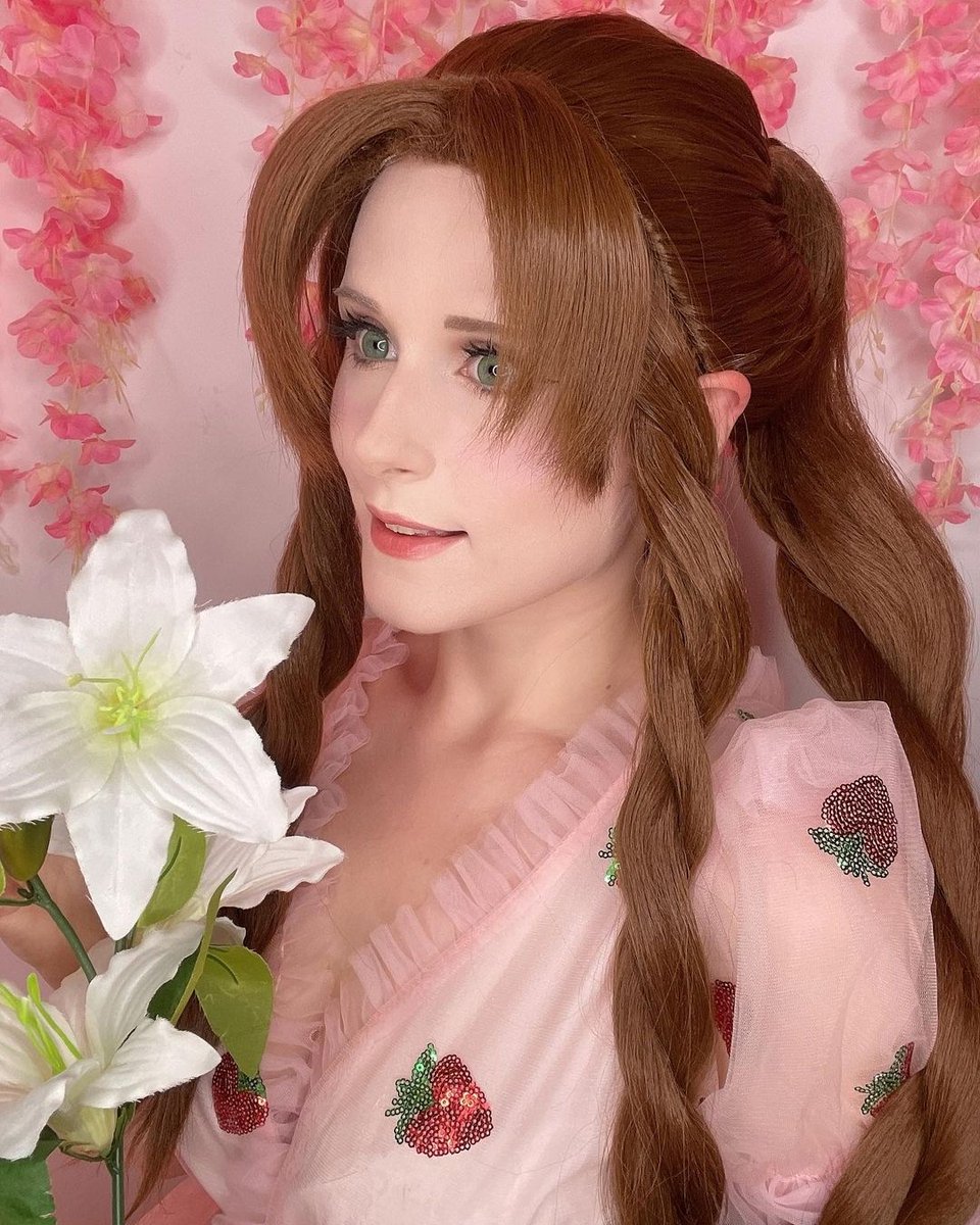 wigtodaystore's tweet photo. Around the galaxy, there are no brighter stars than you✨
👸: kido_chan_cosplay(ins)
🎀🎀🎀
🔎Alice Ff7 Wig - Wg1084
🛒https://t.co/iGMfkrHi0d
20% off code 👉WIGFB
check https://t.co/1RXRmwK0lB for more
#Wig #Wigtoday #wigtodayshop #wigtodaystore #cosplay #cosplaywig  #AerithFf7 https://t.co/sMldnh0wcV