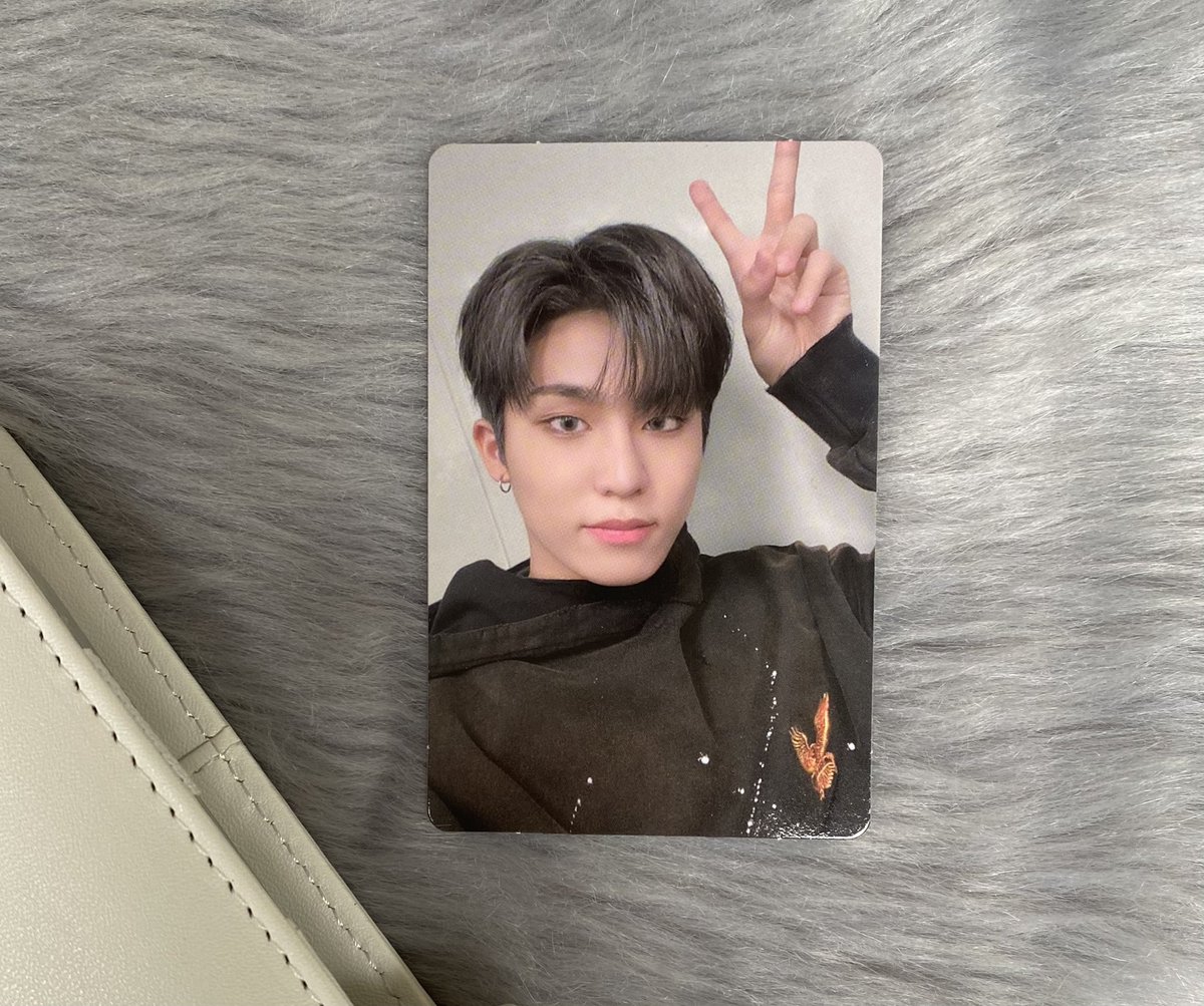 0409cart's tweet photo. βΆ π @lvkpopcart
Hi !! jeongwoo arrived already and he was packed securely ^^ thank you so much for being responsive and for the smooth transaction !! till our nextπ₯Ήπ«Άπ»
π #0409mails https://t.co/LzOV2ksLGo