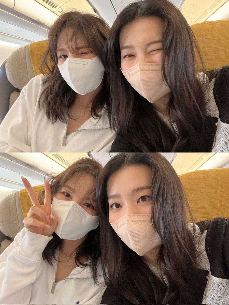 wandj221's tweet photo. It looks like Wendy and Seulgi are seatmates 💙💛 https://t.co/d7POat2jjA