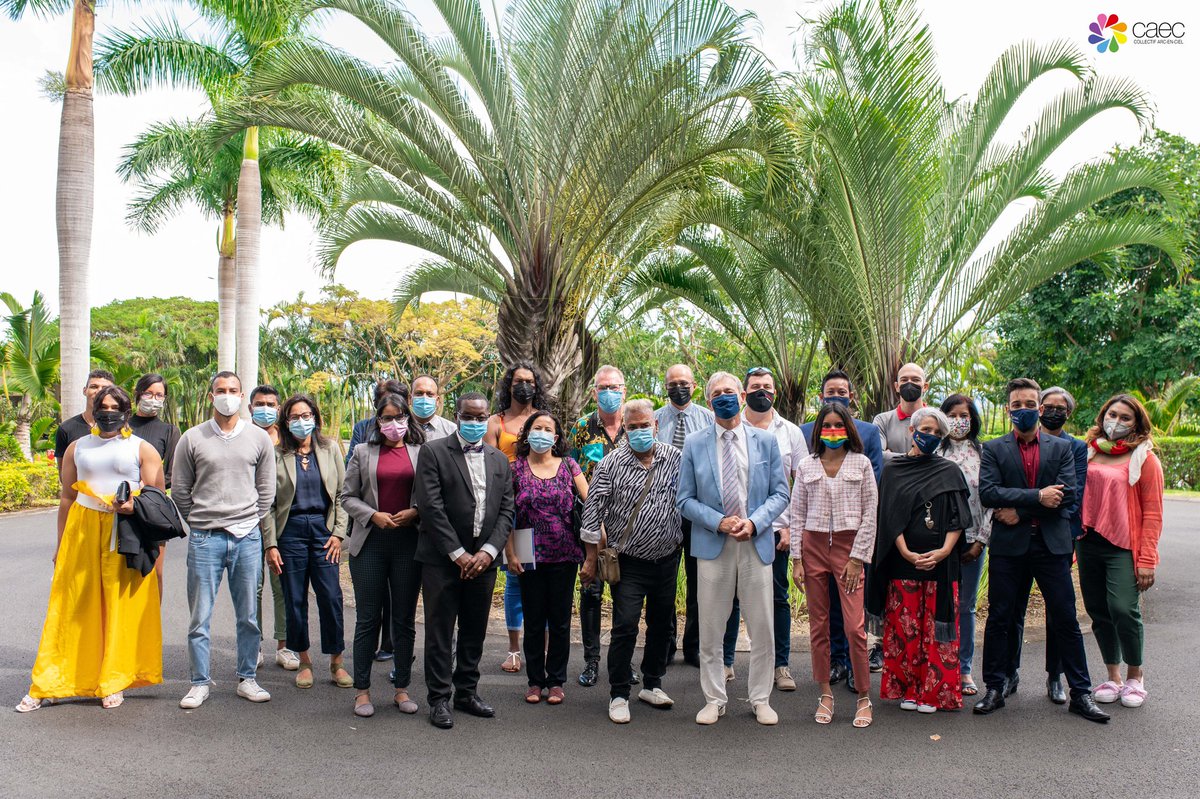 Collectif Arc-En-Ciel tweet media