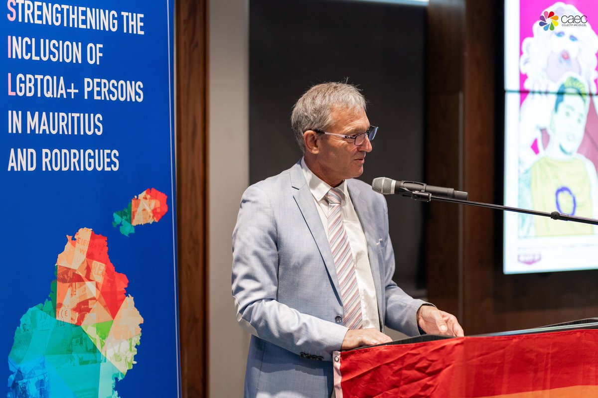 Collectif Arc-En-Ciel tweet media