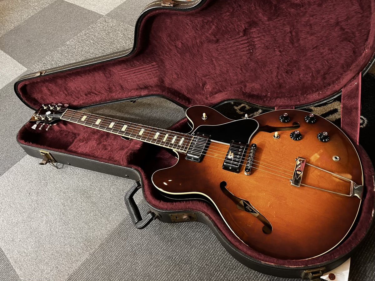 Gibson ES-335 '78 セミアコ (Gibson Semi Acoustic/セミ Gibson ES-335 '78 セミアコ (Gibson Semi Acoustic/セミ
