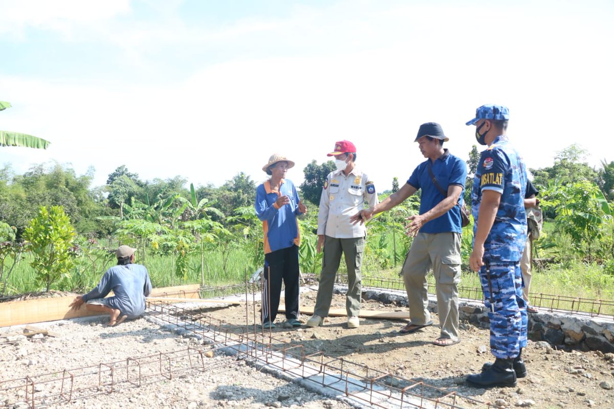 Akademi Angkatan Udara tweet media