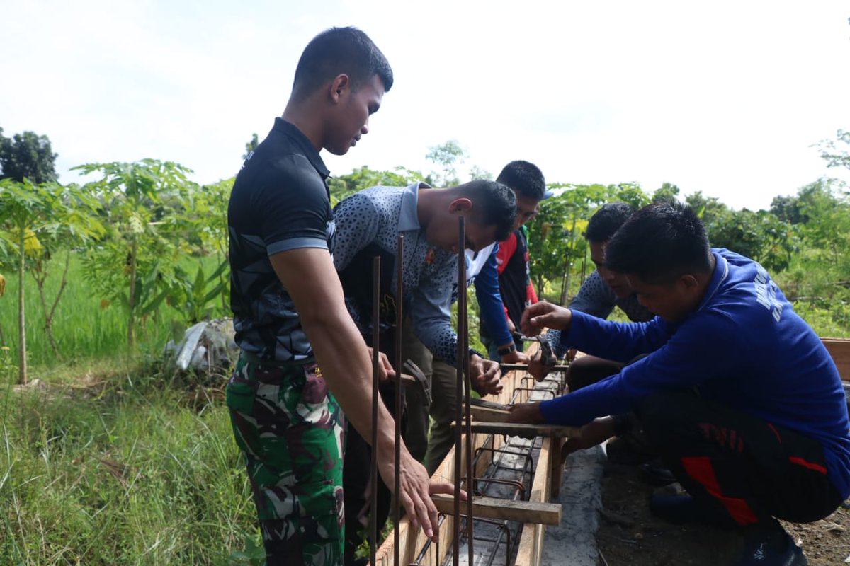 Akademi Angkatan Udara tweet media