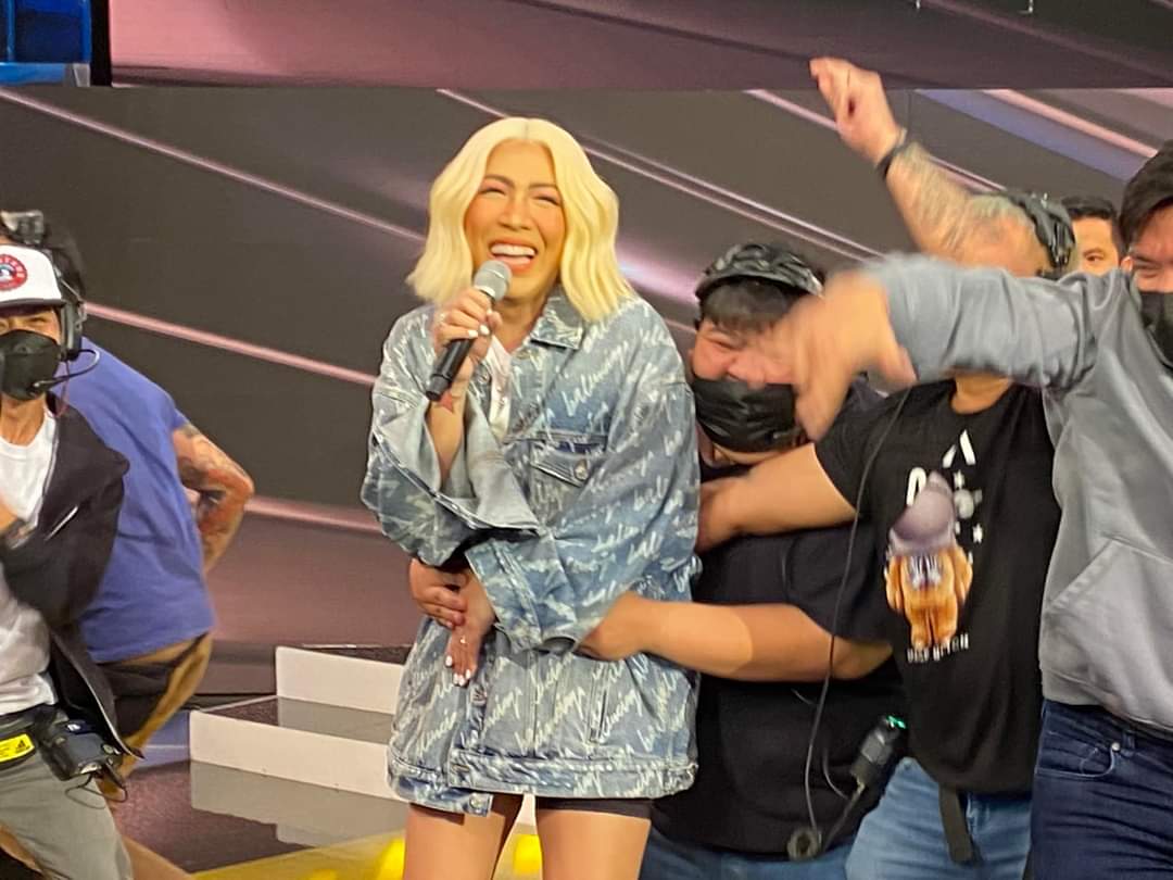 CryptoAccoutant (@xcryptocpa) on Twitter photo Vice Ganda is the epitome of beauty and kindness ❤️💚💙
God bless u more <a href="/vicegandako/">jose marie viceral</a>
#ShowtimeVeryFunny
#VGLookAtMeNow | #ViceGanda Vice Ganda is the epitome of beauty and kindness ❤️💚💙
God bless u more <a href="/vicegandako/">jose marie viceral</a>
#ShowtimeVeryFunny
#VGLookAtMeNow | #ViceGanda