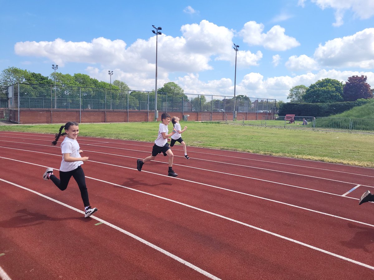 MissCromey's tweet photo. Quadkids team did absolutely brilliant yesterday!!🏃‍♀️🏃 @ScarthoJ https://t.co/KDf4Mm6aIN