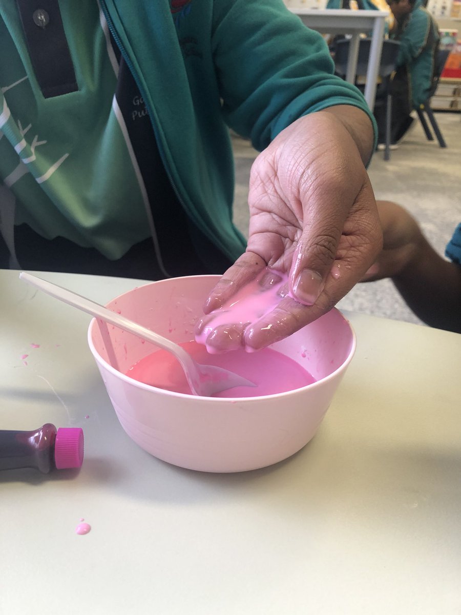 bec_wilkinson11's tweet photo. Today we made Oobleck in Science Club! Discussing viscosity, it was amazing to see just how knowledgeable these students are about all things Science! #acuedu_p https://t.co/cWmBH8Tqxl