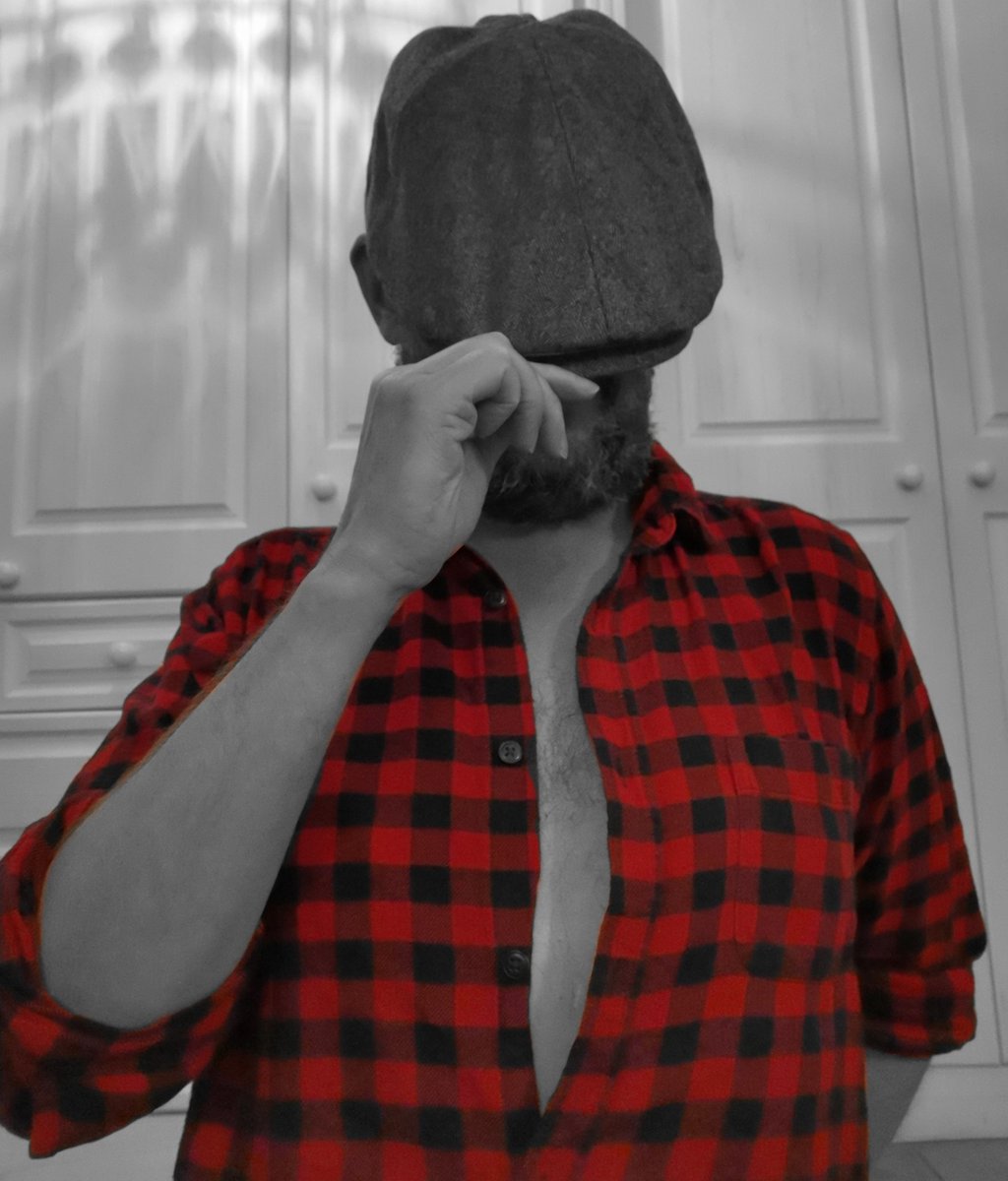 DuckieShoes's tweet photo. #Maymaleness
Day 20
#flatcapFriday https://t.co/e0HKR7u4GW
