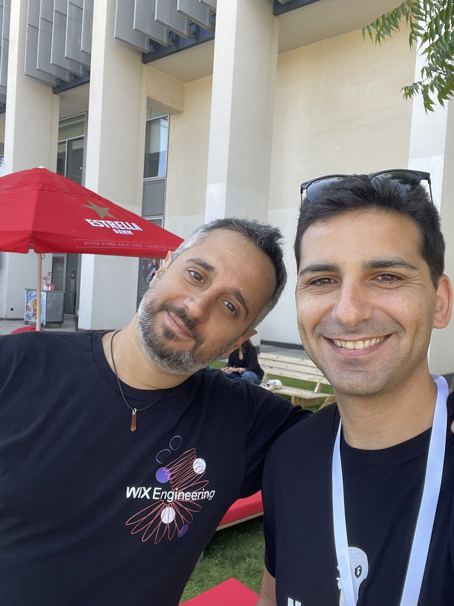 RoyYanai's tweet photo. בואו להגיד שלום! #hackru 2022 https://t.co/V3PC9EHrC6