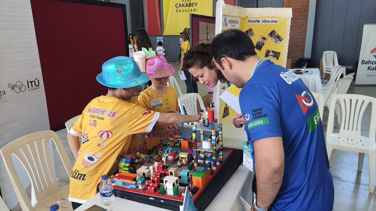 dgstsk's tweet photo. First tarafından düzenlenen First Lego League Challenge turnuvasında INTEGRITY JR 1 takımımız USTA YAZILIMCILAR ödülüne layık görüldü.
@KvancBarlas @EmelUstun35 @YKarasinir @DogaTech https://t.co/gjK986ZLGm