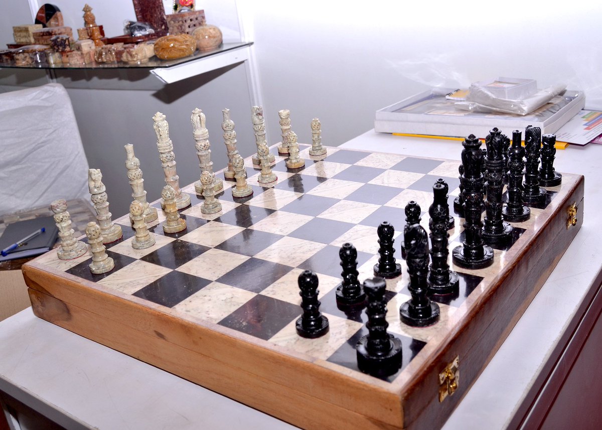 HSupplayer's tweet image. I make Items from here ,, this is chess