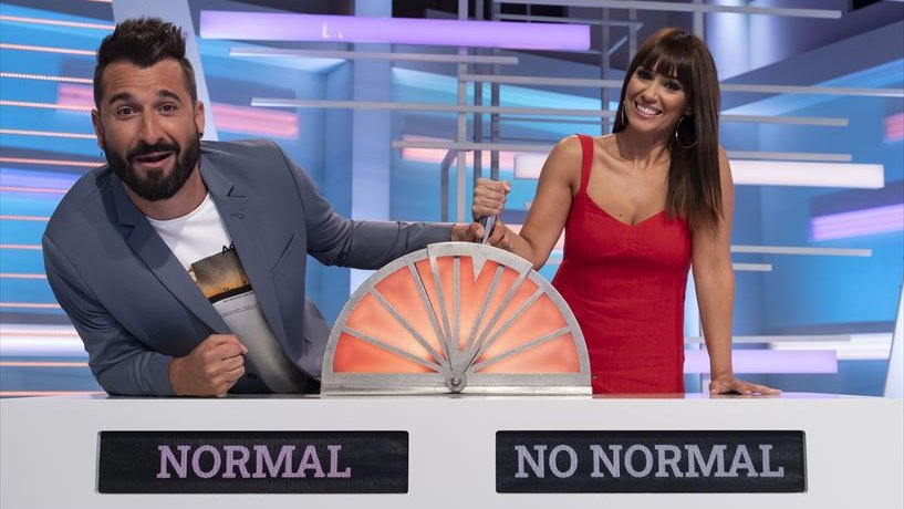 💪🏽 Sigue en plena forma @NoEsNormalEITB en las sobremesas de #ETB2 

🗣️ Ayer, el concurso congregó a 34.000 espectadores, 8% de share, casi 100.000 contactos y buena fidelidad del 36.6%. Vamosss!

#QueVivaLaTele #Audiencias