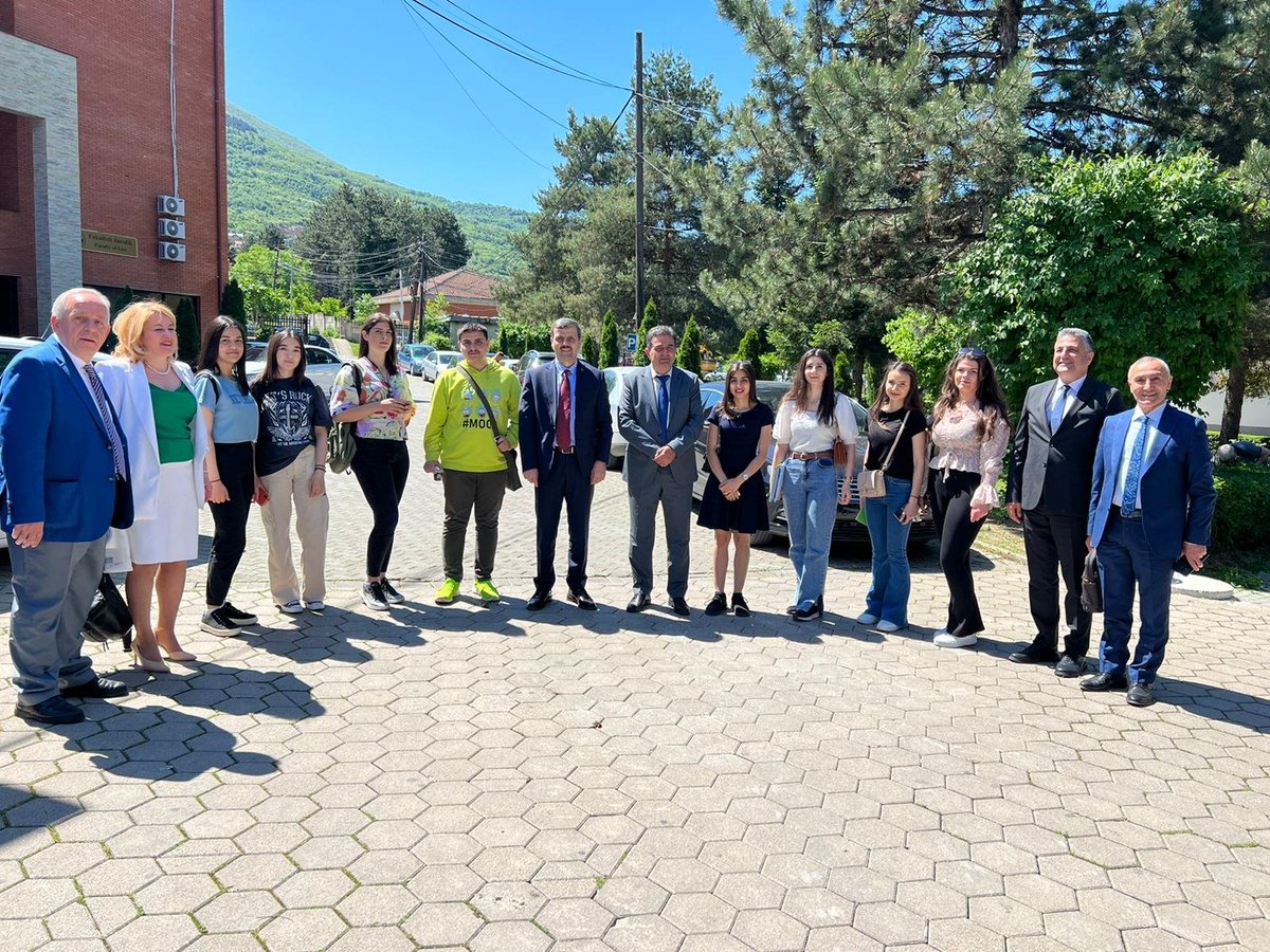🔵Üniversitemiz ile Prizren Ukshin Hoti Üniversitesi Arasında İş Birliği Protokolü İmzalandı.

⬇️ 
gazi.edu.tr/view/news/2887…

#PrizrenUkshinHotiUniversity
#GaziÜniversitesi