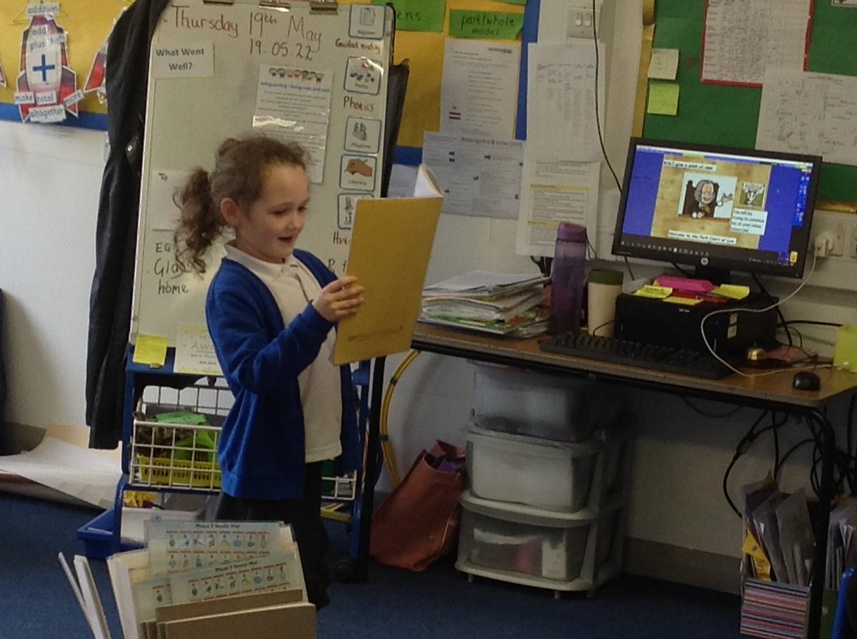 MissMcLeodAPS's tweet photo. @ArdenPrimary Year 2 were in court today to decide if the badger or the animals should have the disgusting sandwich! We role played the judge and the jury, with the children giving clear evidence. https://t.co/LESdRvbDdC