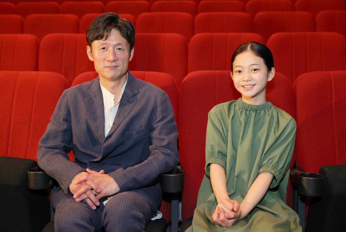 shinmaiweb's tweet photo. 【李相日監督　単独インタビュー】　「みんなで振り絞った『リアル』」　13日公開　映画「流浪の月」語る
https://t.co/O6WriPnrQg

監督が作品への深い思いを語りました
とりわけ心に残ったのは、水の��紋の映像
理由をぜひお読みください

#流浪の月 https://t.co/ceMN0nYEF2