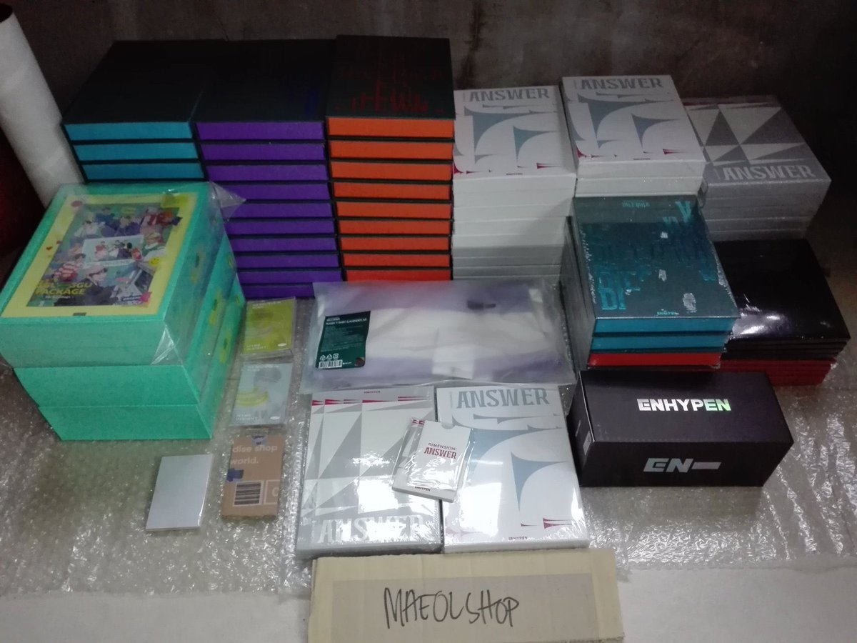 Seoul_Merchant's tweet photo. #SeoulMerchant_GIVEAWAY 
ALBUM GIVEAWAY 

RT
FOLLOW US + @MaesOlshop_PH 
RT their📌+ latest post
🔚3 days https://t.co/MDoW6mF0OY
