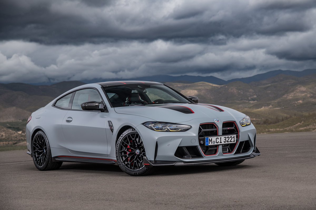 khuleonwheels's tweet photo. Hotly anticipated BMW M4 CSL breaks cover. See more details here: https://t.co/5lH6cfADEl
#THEM4CSL https://t.co/rtdPJRUmUF