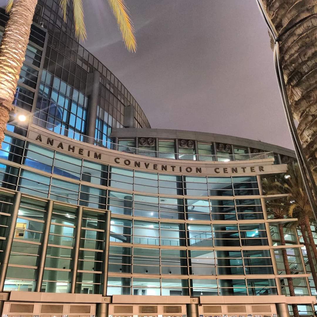 The Belgians have arrived in Anaheim 😎

#starwarscelebrationanaheim #starwarscelebration
#starwars 
#disney 
#lucasfilm 
#reedpop 
#anaheim