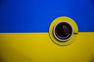 JoshNovak's tweet photo. ▫️PHOTOSTORY
time for coffee, time for #peaceandlove☕
#coffeetime #coffeefirst #freeworld #freedomisamazing🌏 #bekind #betolerant #behuman #coffeehelp👍

Photo Tanush Desai
 #coffeesustainability #homecoffeebrewing https://t.co/dhucHq9CSj
